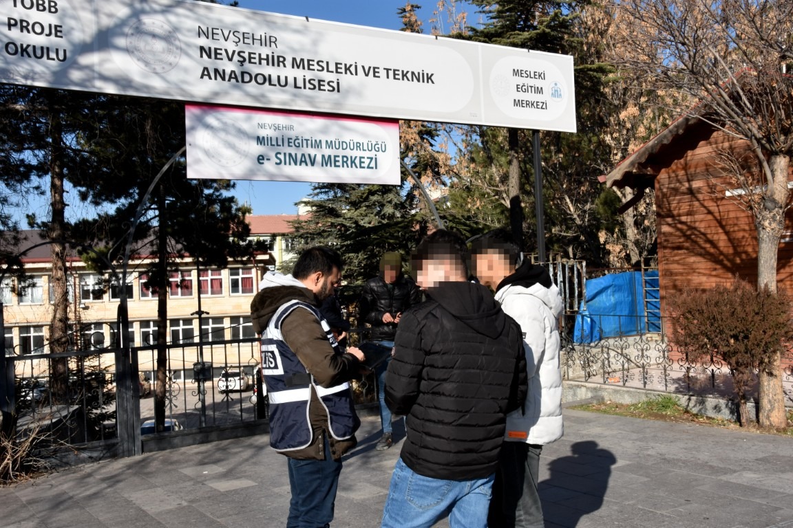 Çocuk ve Gençlerin Korunmasına Yönelik Okul Çevreleri ile Servis Araçlarına Yönelik Denetim Uygulaması